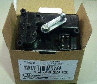 ポルシェ964用DENSO A/Cコンプレッサー 未使用品 A/C コンプレッサー 964/993 R134ガス用 新品 - ポルシェ小僧