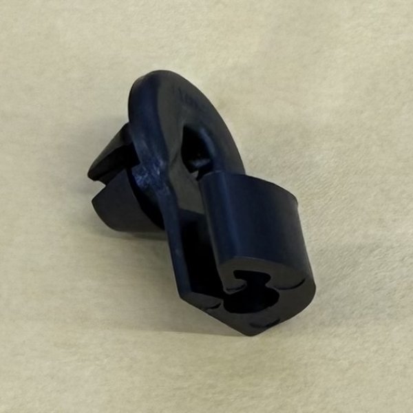 画像2: クリップ　　　　996/986 (2)